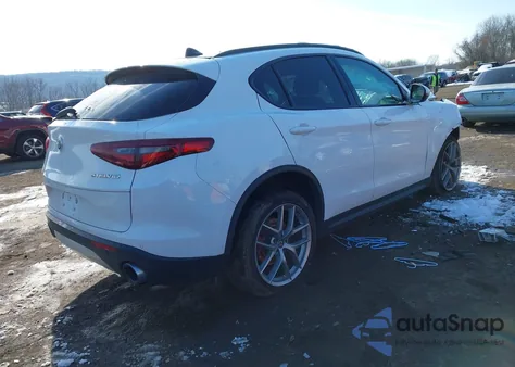 2018 Alfa Romeo Stelvio Ti Sport Awd z USA, uszkodzony, nr VIN ZASFAKNN3J7B86401
